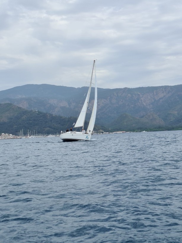 Marmaris'te yelkenli yat yarışları yapıldı
