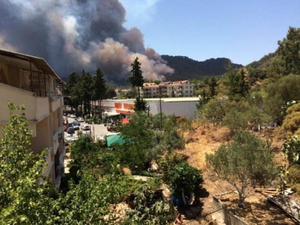 Foto - Marmaris'teki yangın görüntüleri yürek burkuyor