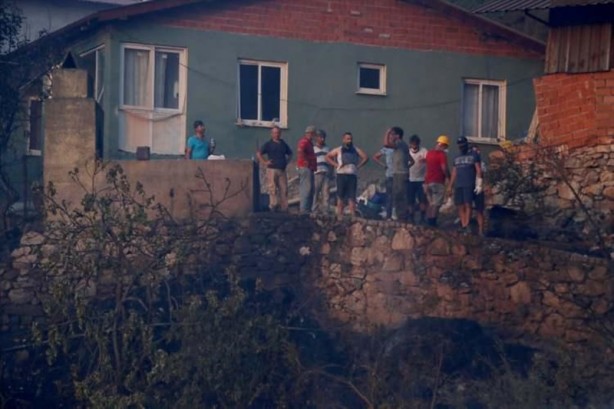 Foto - Marmaris’ten iç acıtan kareler! Yangın öncesi ve sonrası havadan görüntülendi