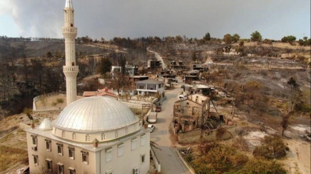 Foto - Marmaris’ten iç acıtan kareler! Yangın öncesi ve sonrası havadan görüntülendi
