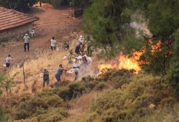 Foto - Marmaris’ten iç acıtan kareler! Yangın öncesi ve sonrası havadan görüntülendi