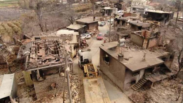 Foto - Marmaris’ten iç acıtan kareler! Yangın öncesi ve sonrası havadan görüntülendi