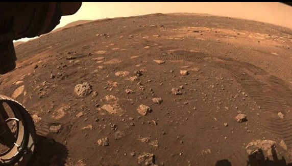 Foto - Mars'ta inanılmaz keşif: Kayalıkların içinden çıktı!