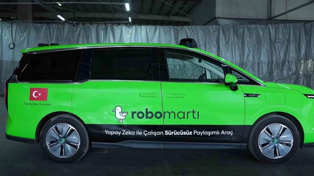 Martı’dan yeni teknoloji hamlesi! Sürücüsüz RoboMartı tanıtıldı