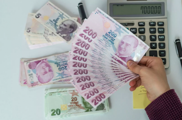 Foto - Masa yeniden karışabilir! Ocak'ta masadan kalkan Türk-İş'in son asgari ücret teklifi belli oldu