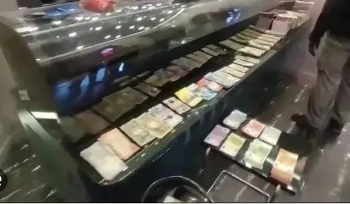 Foto - MASAK raporu şok etti: Galatasaray eski futbolcusu Sneijder örgütün gizli ortağı çıktı