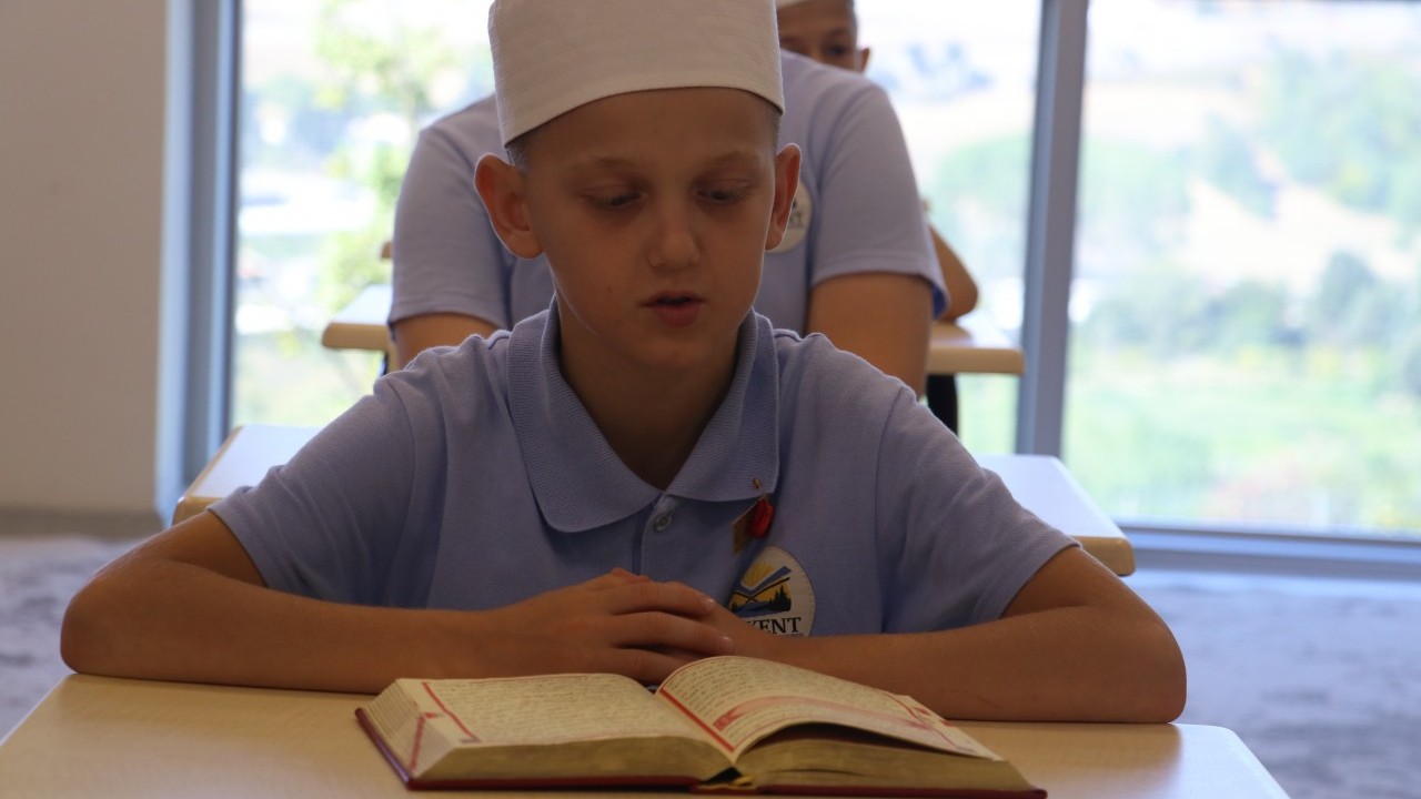 Foto - Maşallah kardeşimize!.. 5 ayda hafızlığını tamamladı