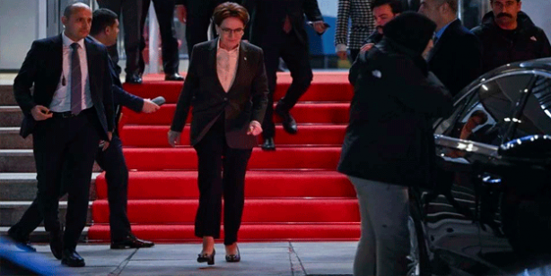 Foto - Masanın son toplantısında tansiyon yine yükseldi! Akşener 'yeter' diye bağırdı, arabası hazırlandı...