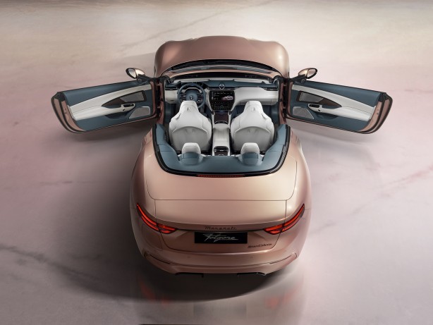 Foto - Maserati, o modelini tüm dünyaya aynı anda tanıttı! Yüzde yüz elektrikli! Yüzde yüz İtalyan yapımı!