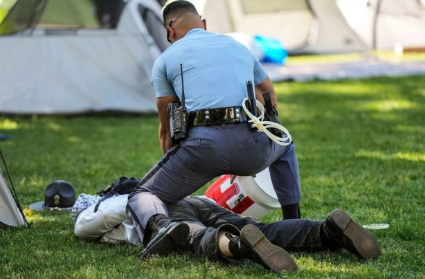 Foto - Maskeler birer birer düşüyor! ABD’nin akademik özgürlüğü İsrail’e kadar