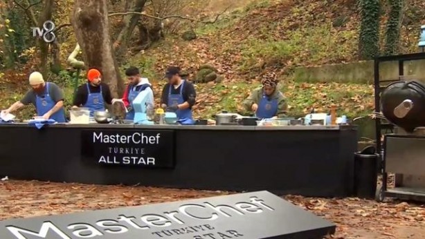 Foto - MasterChef'te yeni bir kriz daha! O isim yine tartıştı! Sosyal medyadan tepki topladı