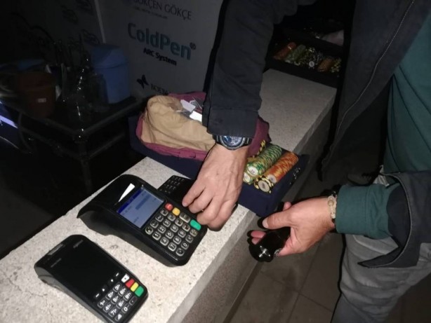 Foto - Masum bir POS cihazı değilmiş! Gece saatlerinde ortaya çıktı! Meğer... Gerçeği öğrenince şok olacaksınız