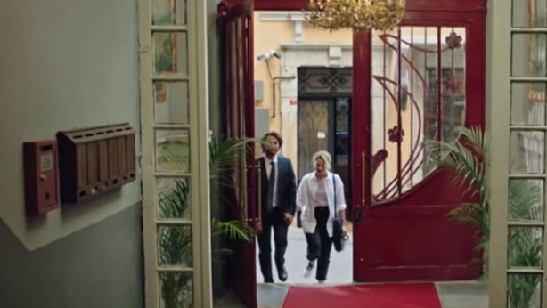 Foto - Masumlar Apartmanı'nda bomba detay! 