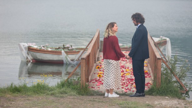 Foto - Masumlar Apartmanı bombası patladı