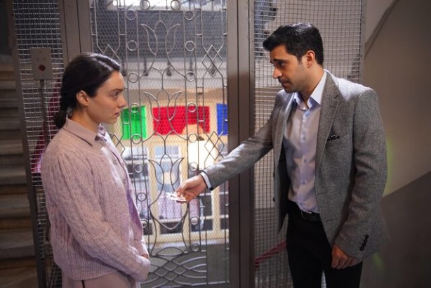 Foto - Masumlar Apartmanı’na damgasını vuran sahne! Herkes merakla bunu bekliyor…