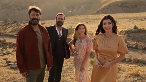 Foto - Masumlar Apartmanı’na tosladı! EDHO da geliyor… 'Final kararı alabilirler'