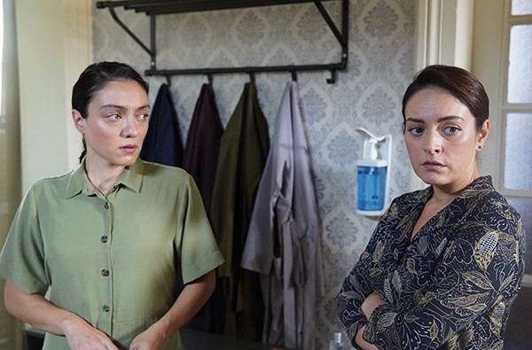 Foto - Masumlar Apartmanı'nda ayrılık iddiası sonrası gerçek ortaya çıktı! Kırmızı Oda'da görülmüştü...