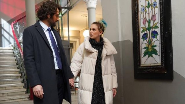 Foto - Masumlar Apartmanı'nda deprem! Başrol oyuncusu ayrıldı mı?