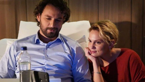 Foto - Masumlar Apartmanı'nda deprem! Başrol oyuncusu ayrıldı mı?