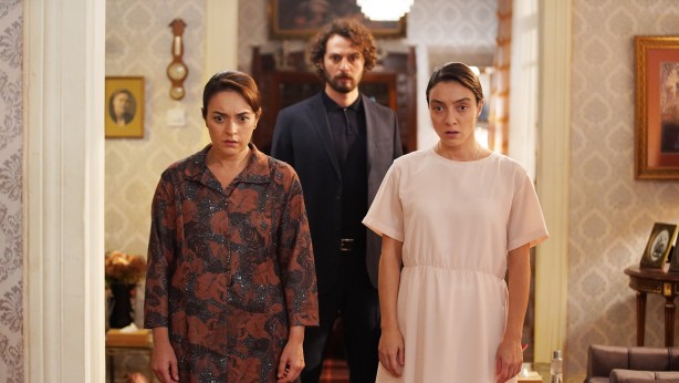 Masumlar Apartmanı'nın günü mü değişiyor?Flaş karar