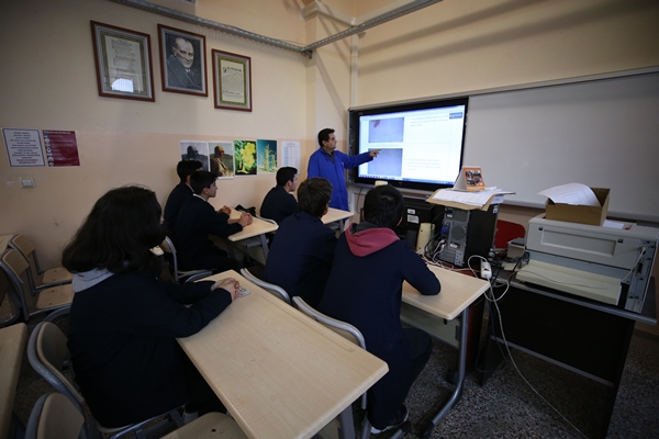 Foto - Matbaa atölyesinde geleceğe hazırlanıyorlar