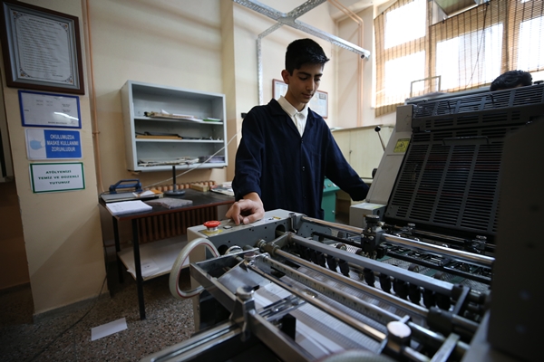Foto - Matbaa atölyesinde geleceğe hazırlanıyorlar