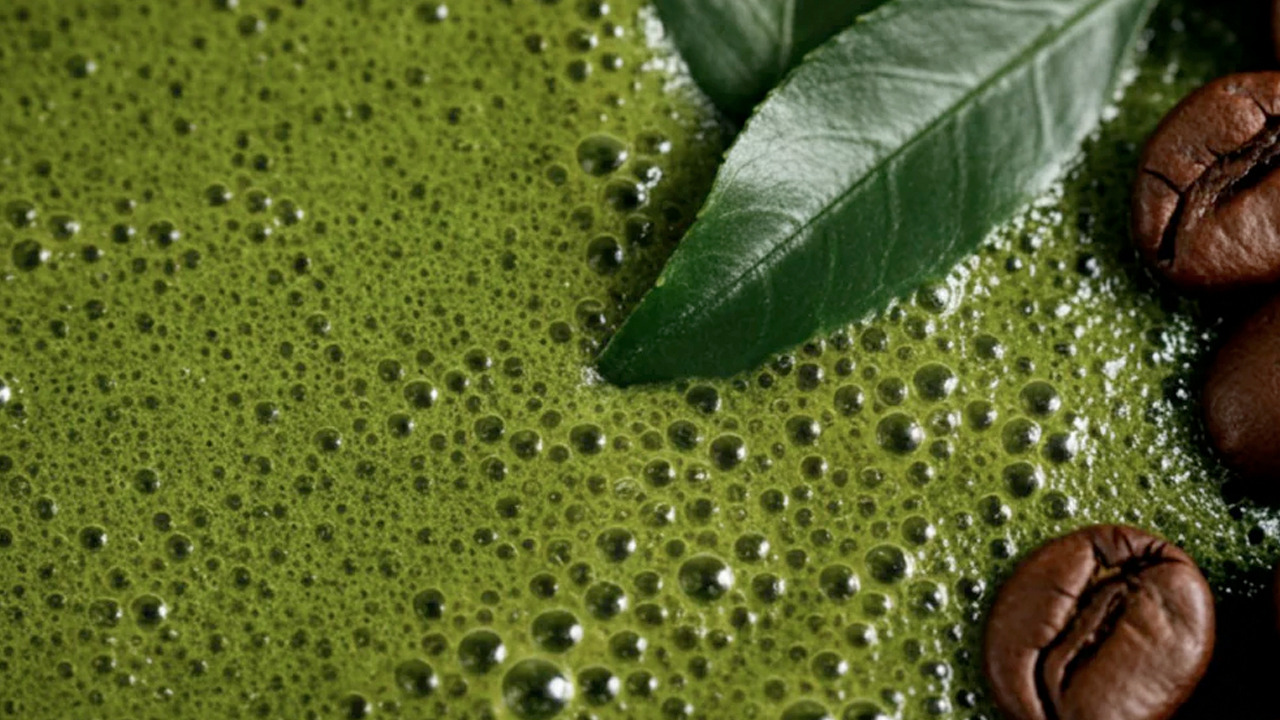 Foto - Matcha mı yoksa filtre kahve mi? İki içecek kıyasıya rekabet ediyor! Zayıflamak isteyenler...