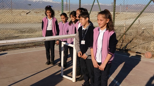 Foto - Matematik seferberliği meyvelerini veriyor! Eğlenerek öğrendiler birinci oldular