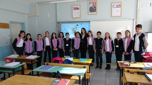 Foto - Matematik seferberliği meyvelerini veriyor! Eğlenerek öğrendiler birinci oldular