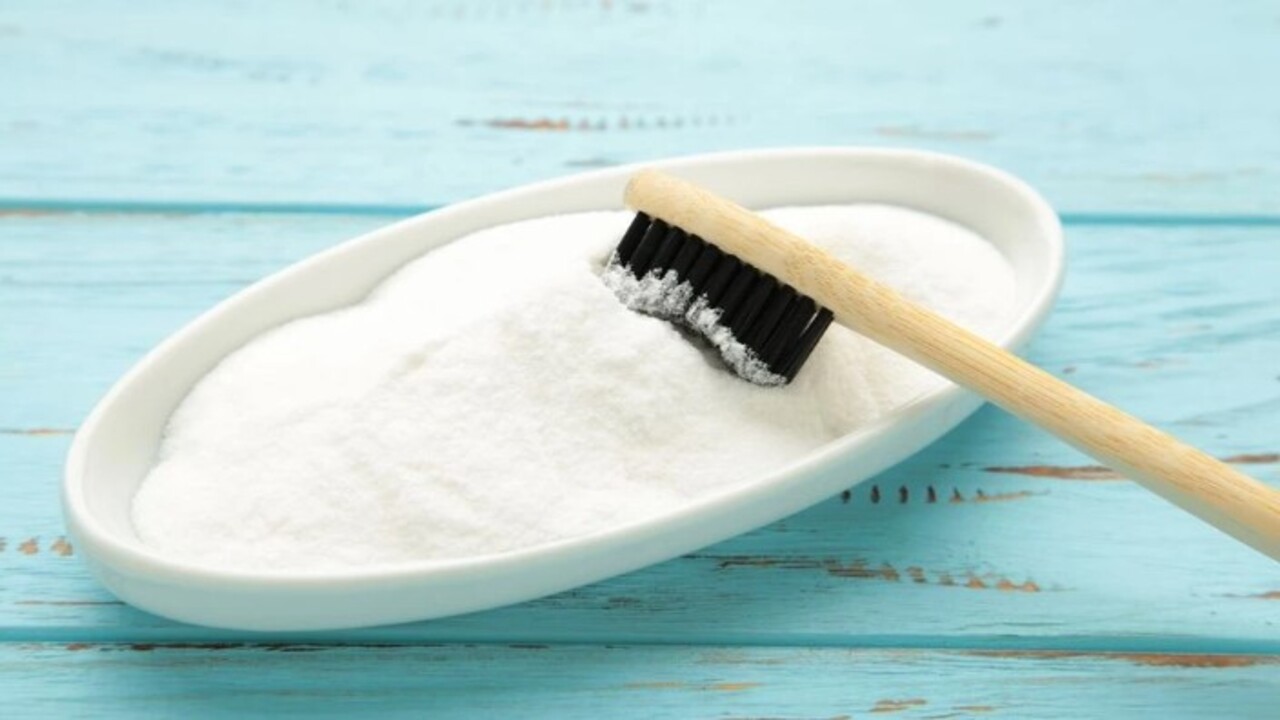 Foto - Matlaştı diye sakın çöpe atmayın! Çatal ve bıçakları ayna gibi parlatan doğal yöntem açıklandı