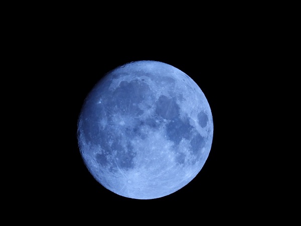 Mavi Ay Hatay'da böyle görüntülendi