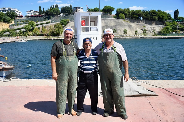 Foto - Mavi suların neferleri!