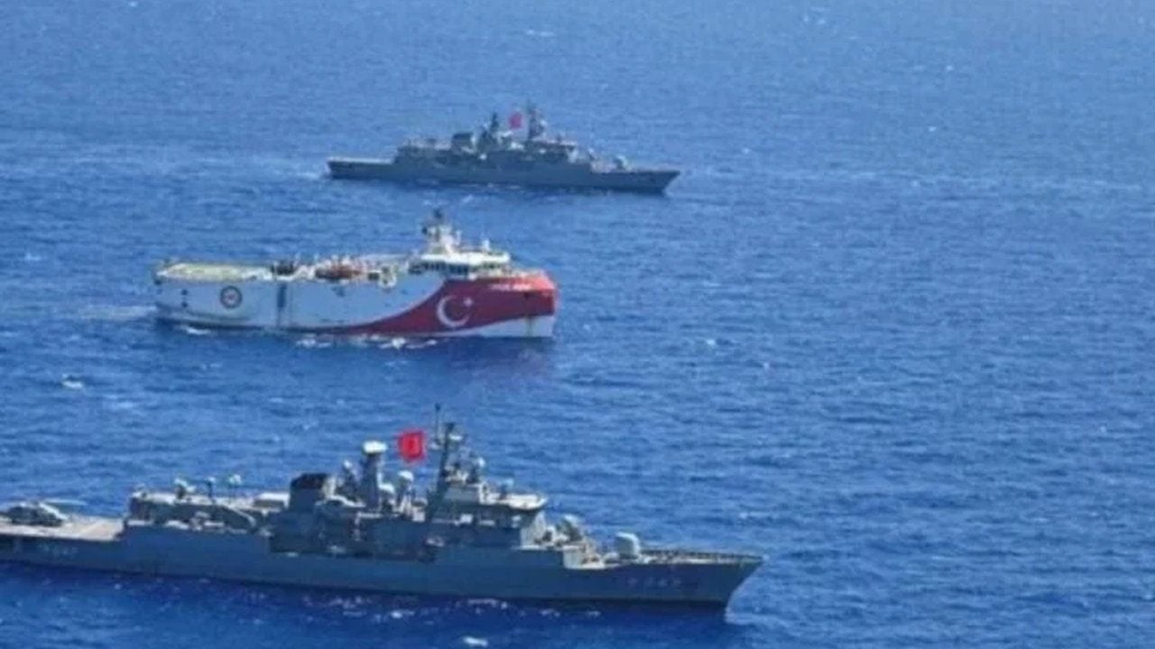 Foto - Mavi Vatan’da Yunanistan’a Türk donanması şoku: "Bizden izin almadan kuş bile uçamaz"
