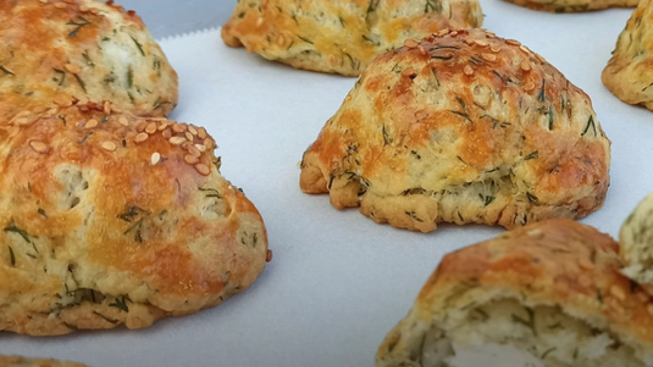 Foto - Maya yok, beklemek yok! Yumuşacık dereotlu poğaça tarifi