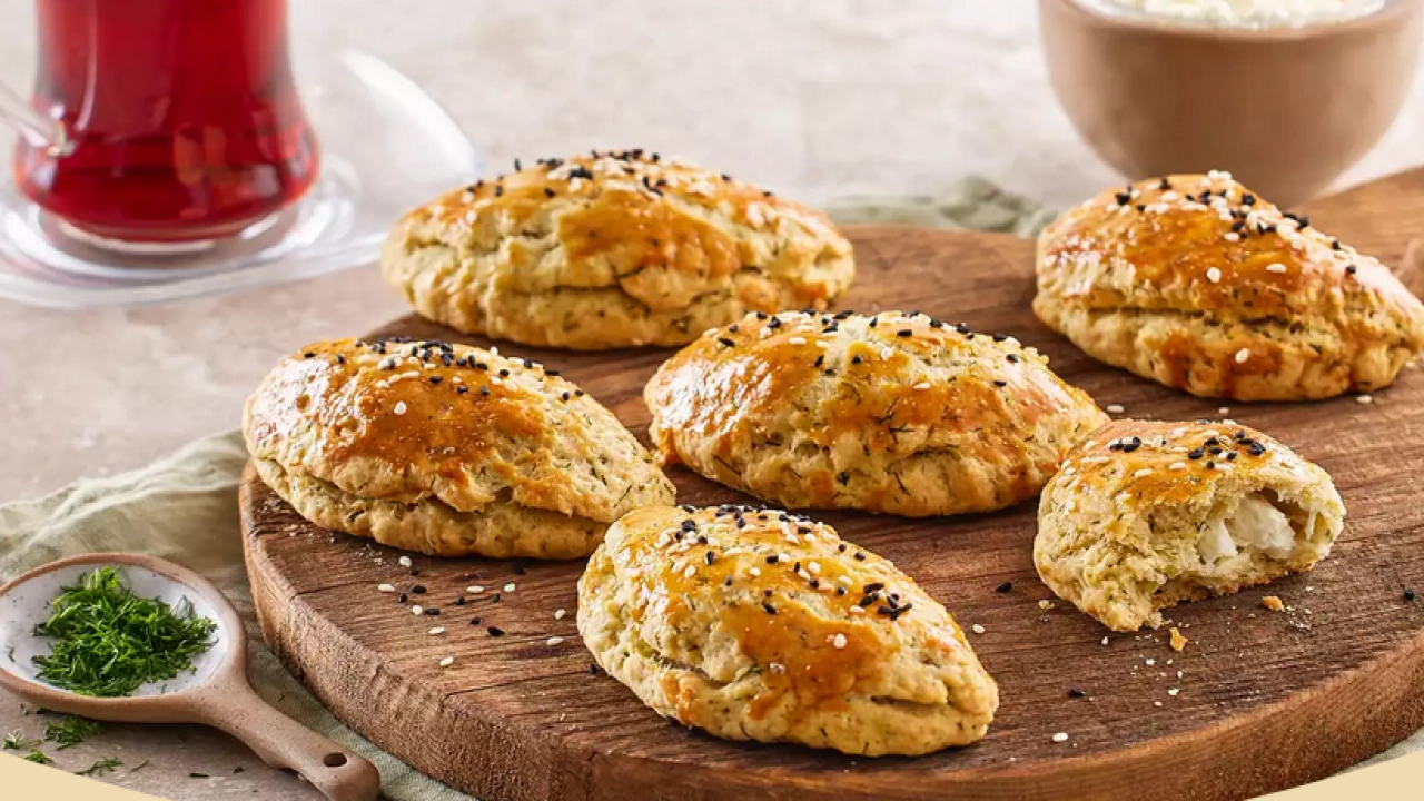 Maya yok, beklemek yok! Yumuşacık dereotlu poğaça tarifi