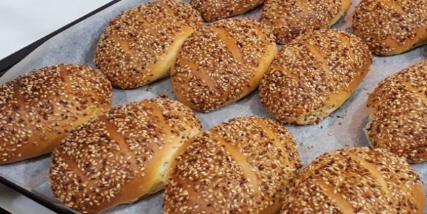 Foto - Mayasız susamlı poğaça tarifi: Kahvaltı için pratik, enfes tarif 