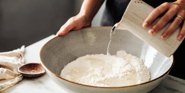Foto - Mayasız susamlı poğaça tarifi: Kahvaltı için pratik, enfes tarif 