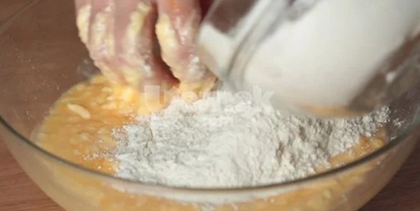 Foto - Mayasız susamlı poğaça tarifi: Kahvaltı için pratik, enfes tarif 