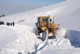 Foto - Mayıs ayında 4 metrelik karla mücadele!