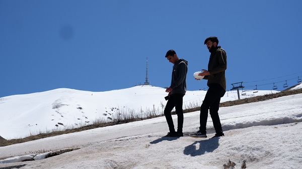 Foto - Mayıs ayında kar topu keyfi 