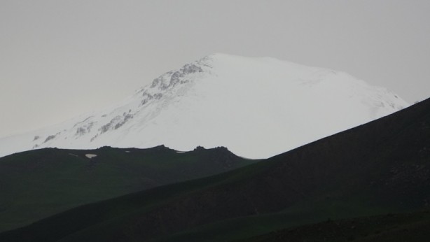 Foto - Mayıs ayında kar yağdı! Dağlar beyaza büründü