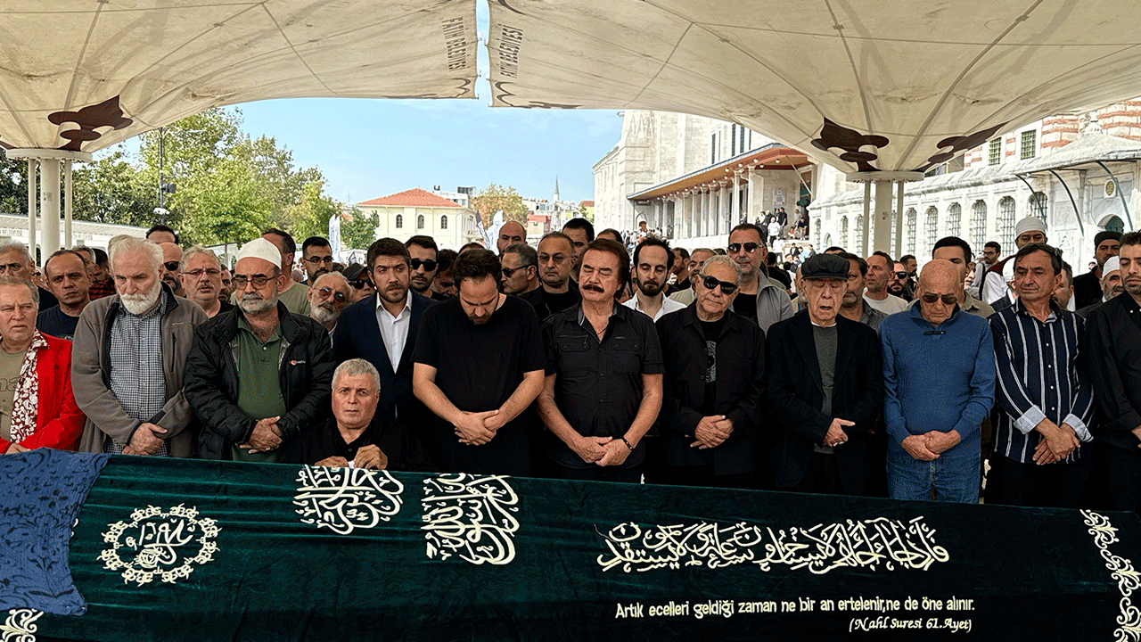 Foto - Mazhar Alanson'un kızı Eda Alanson son yolculuğuna uğurlandı