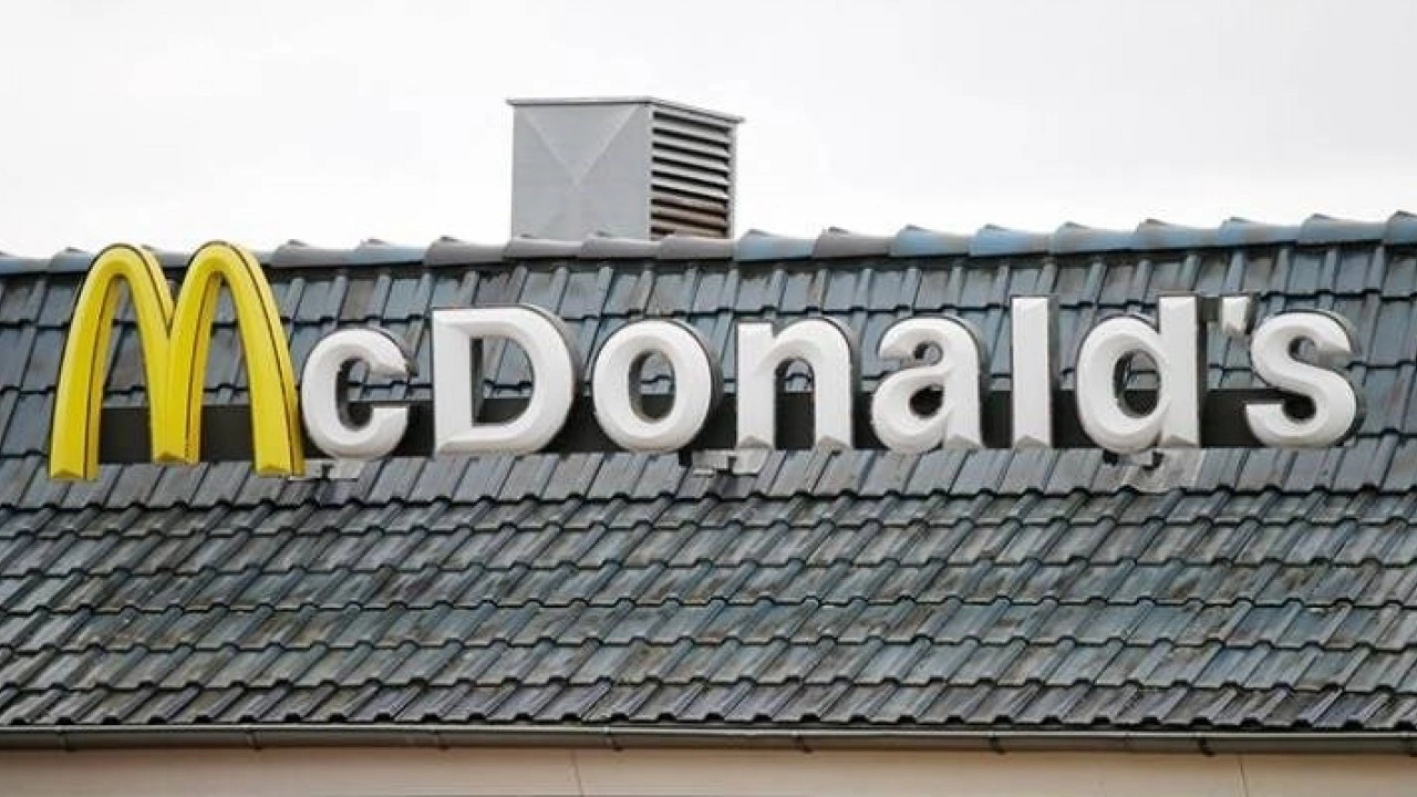 Foto - McDonald’s mahalleyi ayağa kaldırdı: Utanç duyuyoruz