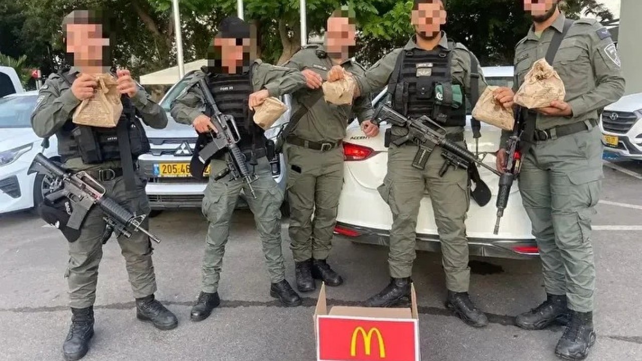 Foto - McDonald’s mahalleyi ayağa kaldırdı: Utanç duyuyoruz