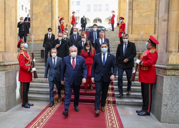 Meclis Başkanı Mustafa Şentop Tiflis'te