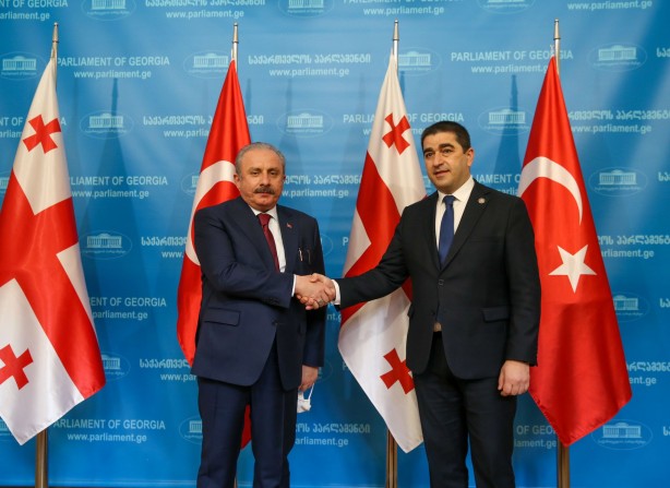 Foto - Meclis Başkanı Mustafa Şentop Tiflis'te