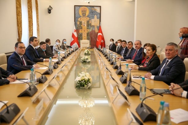 Foto - Meclis Başkanı Mustafa Şentop Tiflis'te