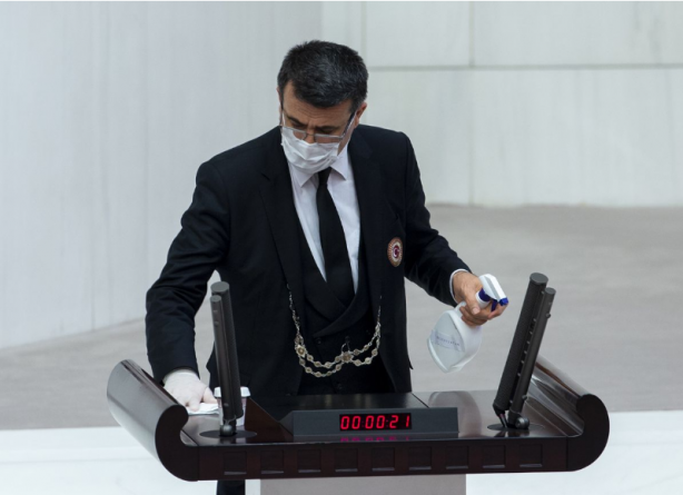 Foto - Meclis için günde 6 bin maske