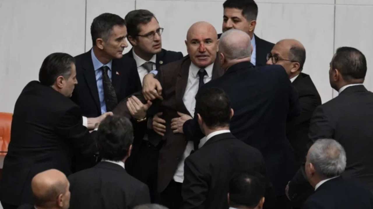 Meclis’teki yumruklu kavganın en net görüntüleri
