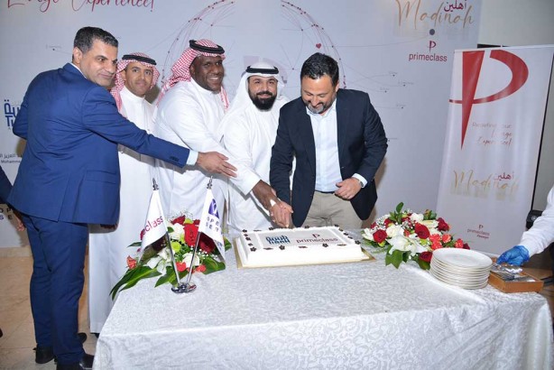 Foto - Medine Havalimanı’nda hac ve umre ziyaretçilerine müjde!